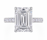 Emerald cut ECO-diamond Ring (3.5ct)